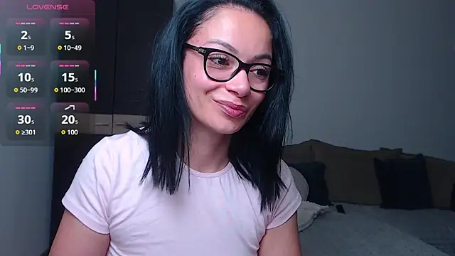 Snapshot of BabySerene chatting on 06.04.26 BabySerene online show from 06.04.26