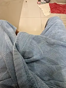 indianhunk2000 online show from 01.25.25