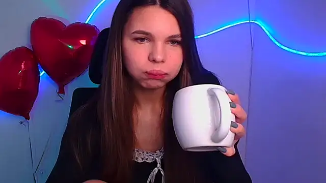 Hanna Way online show from 02.23.25