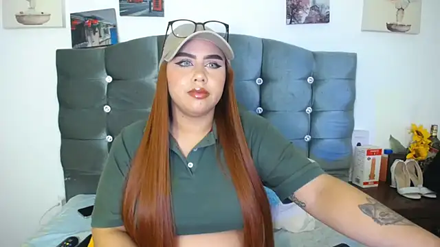 Snapshot of paytonbailey chatting on 10.22.25 paytonbailey online show from 10.22.25