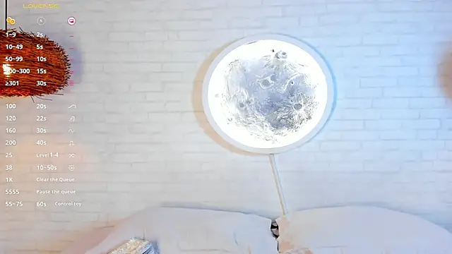 Elise Diamond online show from 09.11.25