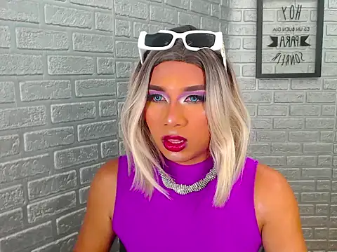 Antonela Connors online show from 09.18.25