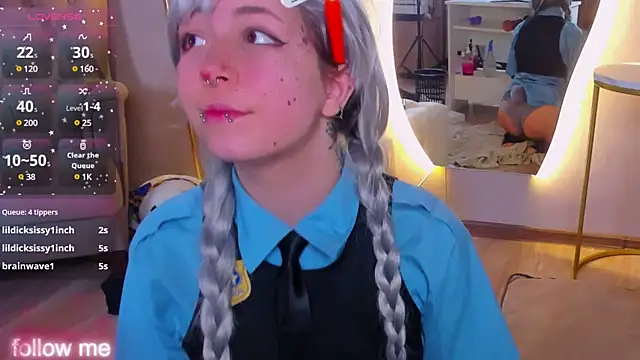 Snapshot of Alex_Howell chatting on 03.21.25 Alex Howell online show from 03.21.25