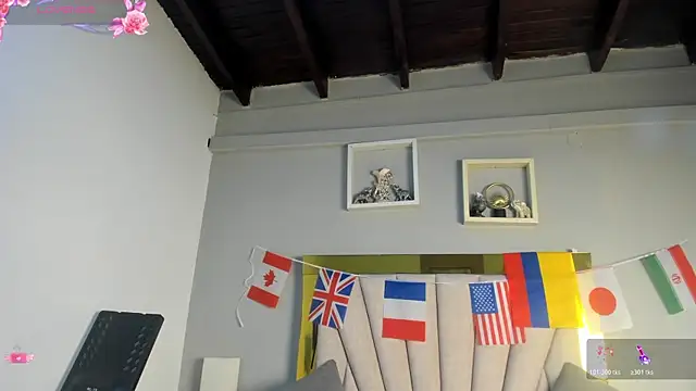 Snapshot of vahiolet_fuentes chatting on 07.04.26 vahiolet fuentes online show from 07.04.26
