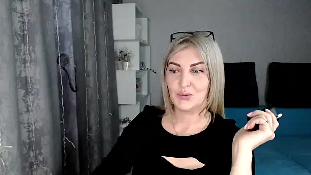 Amelia Harper online show from 03.11.25