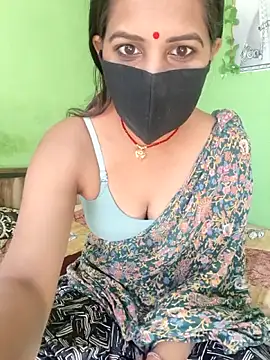 Snapshot of SVsexyCOUPAL chatting on 12.20.25 SVsexyCOUPAL online show from 12.20.25