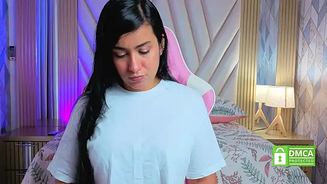 Miia harper  online show from 10.22.25