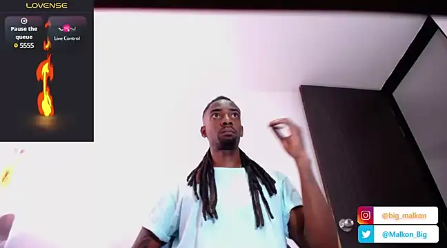 Snapshot of Malkon_Big chatting on 12.17.24 Malkon Big online show from 12.17.24