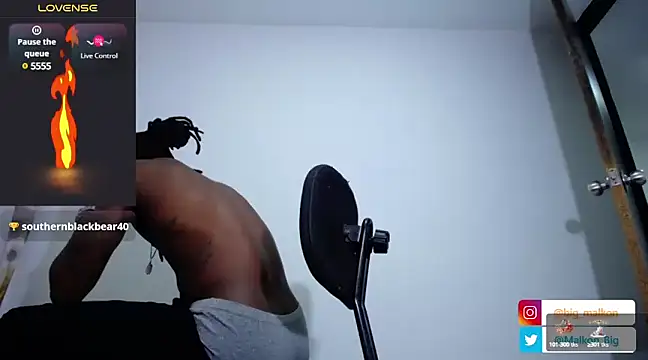 Snapshot of Malkon_Big chatting on 12.29.24 Malkon Big online show from 12.29.24