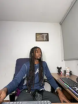 Snapshot of Malkon_Big chatting on 10.12.25 Malkon Big online show from 10.12.25