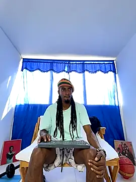 Snapshot of Malkon_Big chatting on 10.29.25 Malkon Big online show from 10.29.25