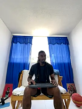 Snapshot of Malkon_Big chatting on 11.02.25 Malkon Big online show from 11.02.25