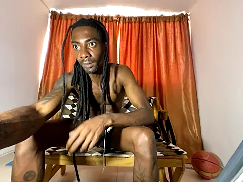 Snapshot of Malkon_Big chatting on 11.24.25 Malkon Big online show from 11.24.25