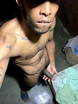 Snapshot of Sur1711 chatting on 11.15.25 Sur1711 online show from 11.15.25