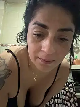 karenlennox1 online show from 01.18.26