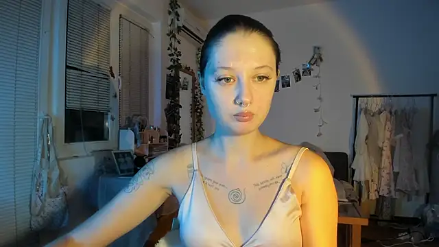 Snapshot of Jenny_darling_love chatting on 11.04.25 Jenny darling love online show from 11.04.25