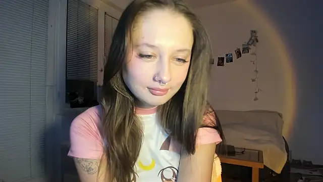 Snapshot of Jenny_darling_love chatting on 11.07.25 Jenny darling love online show from 11.07.25