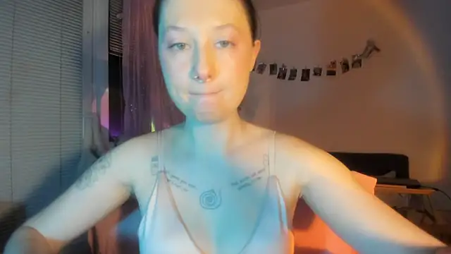 Jenny darling love online show from 03.31.26