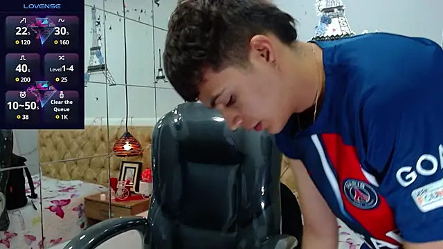 SkinnyBoy  online show from 02.02.25