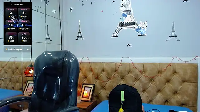 SkinnyBoy  online show from 03.05.25