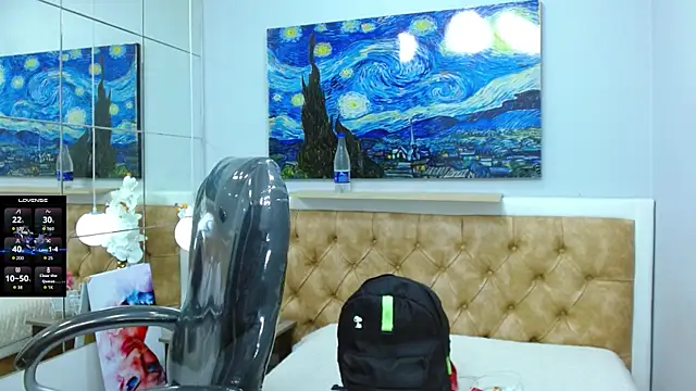 SkinnyBoy  online show from 10.10.25