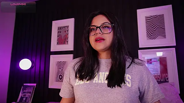 Sophia wilsonn  online show from 03.24.26