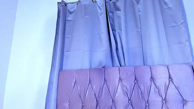 Ashley piinkk  online show from 02.02.25