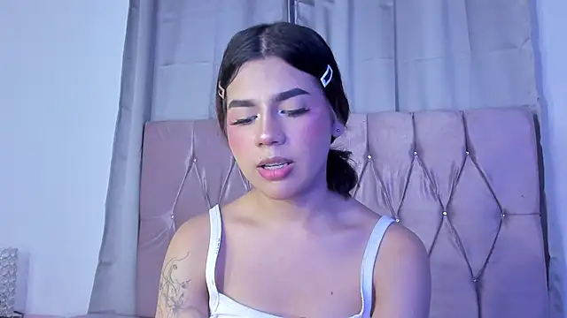 Ashley piinkk  online show from 02.02.25