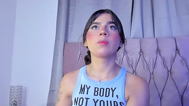 Ashley piinkk  online show from 02.25.25