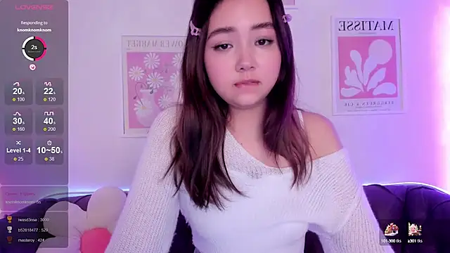 Fluffy Rose online show from 01.17.25