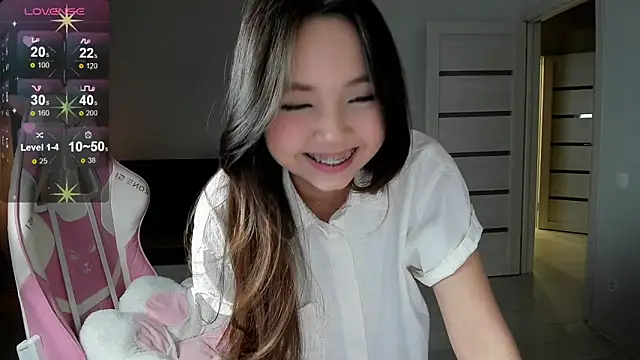 Fluffy Rose online show from 02.02.26