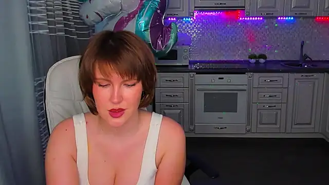 Snapshot of mirrorofsoul chatting on 02.07.25 mirrorofsoul online show from 02.07.25