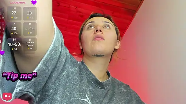 bonnie moon  online show from 02.03.26