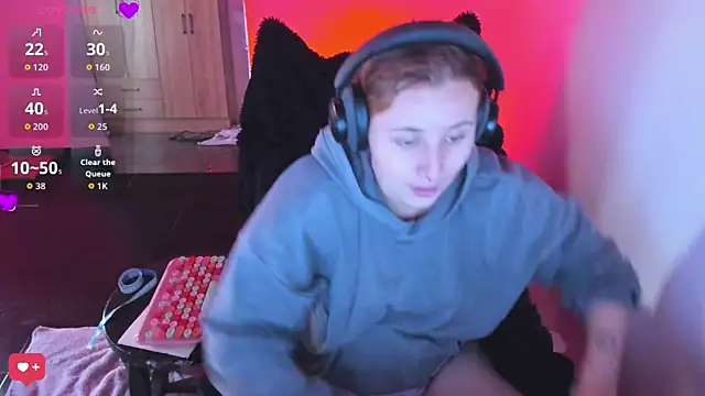 bonnie moon  online show from 02.28.26