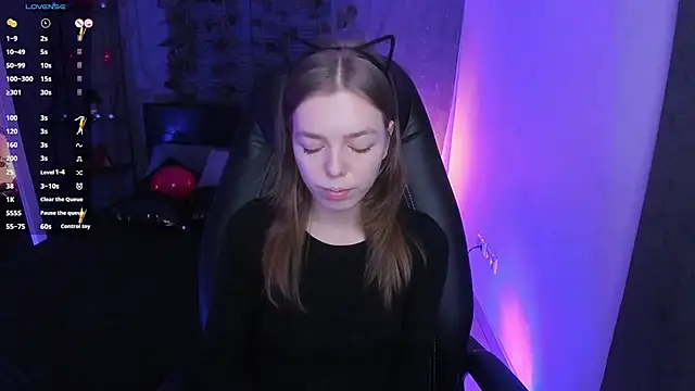 Tina Tayllor online show from 02.28.25