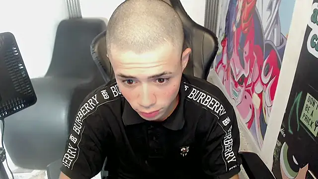 Snapshot of bby_santi chatting on 01.24.25 bby santi online show from 01.24.25