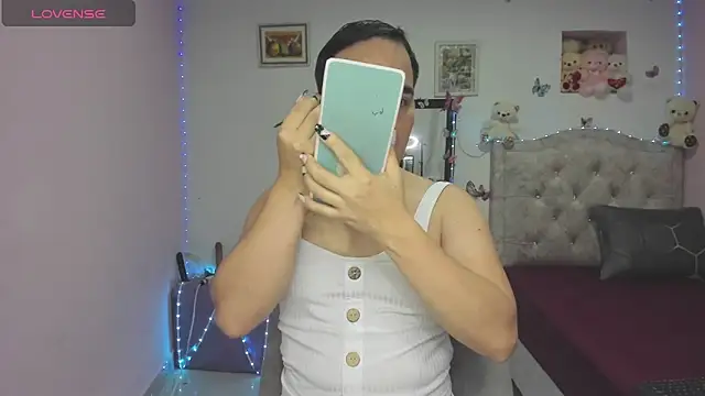 tania lucia1 online show from 09.13.25