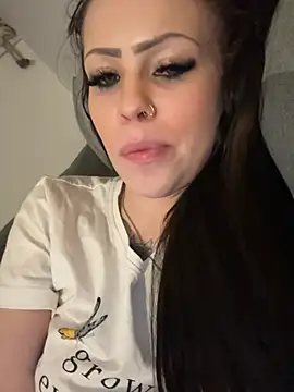 Highschoolpussy online show from 01.17.25