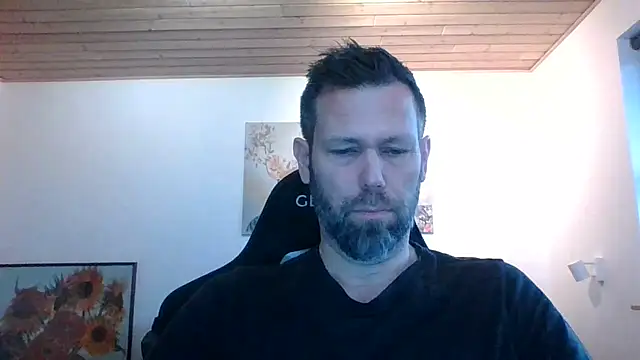 Snapshot of Gotta1 chatting on 12.07.24 Gotta1 online show from 12.07.24