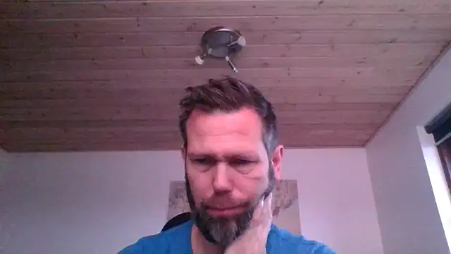 Snapshot of Gotta1 chatting on 12.26.24 Gotta1 online show from 12.26.24