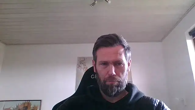 Snapshot of Gotta1 chatting on 02.07.25 Gotta1 online show from 02.07.25