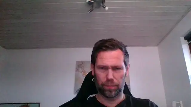 Snapshot of Gotta1 chatting on 02.19.25 Gotta1 online show from 02.19.25