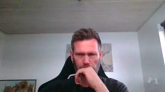 Snapshot of Gotta1 chatting on 03.07.25 Gotta1 online show from 03.07.25