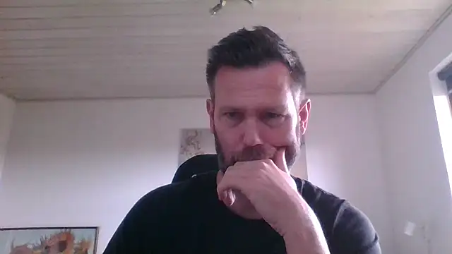 Snapshot of Gotta1 chatting on 03.11.25 Gotta1 online show from 03.11.25