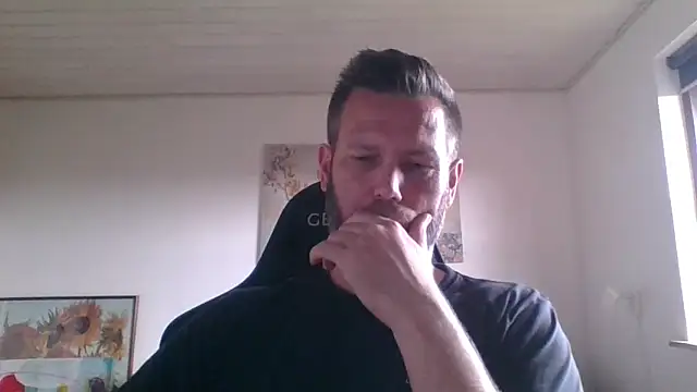 Snapshot of Gotta1 chatting on 09.11.25 Gotta1 online show from 09.11.25