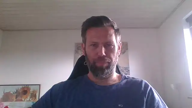 Snapshot of Gotta1 chatting on 10.24.25 Gotta1 online show from 10.24.25