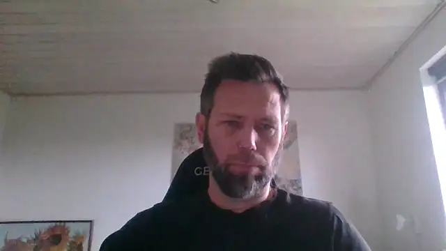 Snapshot of Gotta1 chatting on 10.26.25 Gotta1 online show from 10.26.25