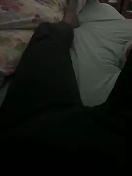 Snapshot of young1fucker chatting on 10.21.25 young1fucker online show from 10.21.25