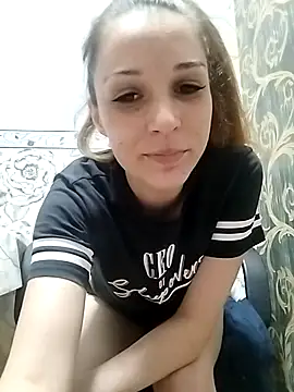 Snapshot of Amira_17 chatting on 03.10.25 Amira 17 online show from 03.10.25