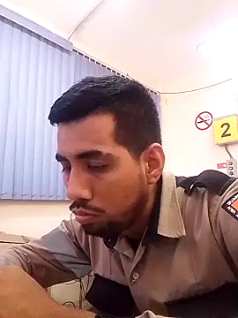 EnriquePersian197 online show from 02.24.25